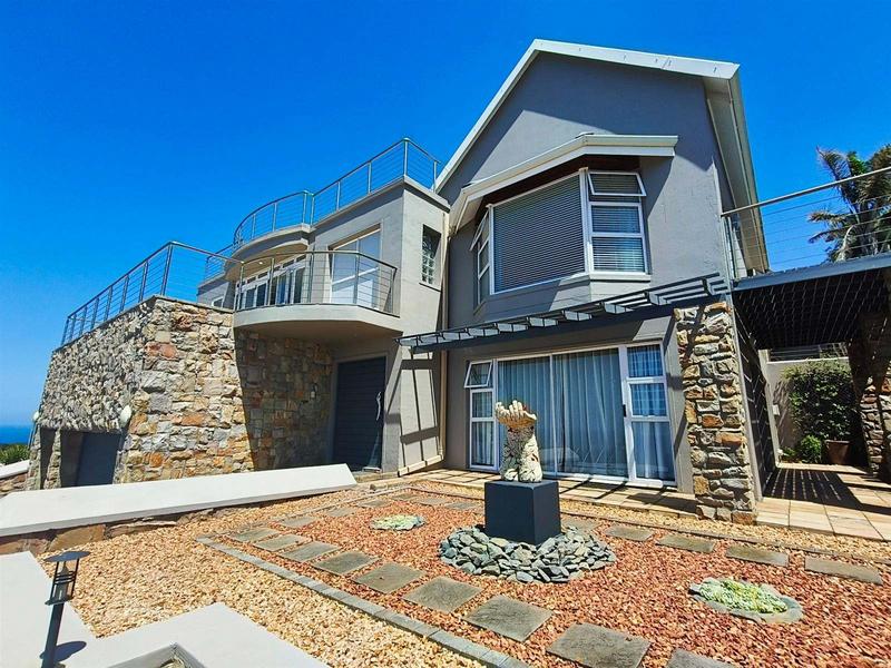 3 Bedroom Property for Sale in Mossel Bay Golf Estate Western Cape
